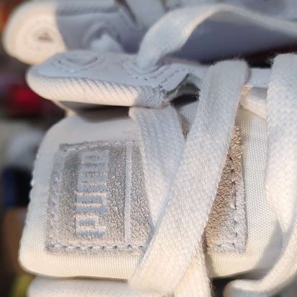 Puma - Picture 3 of 10